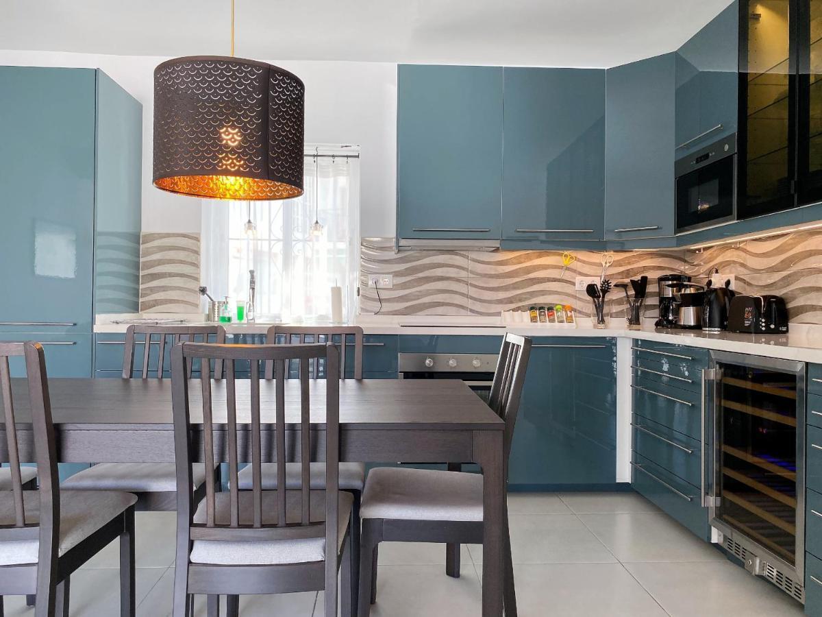 Apartamento La Torna Casasol Нерха Екстериор снимка